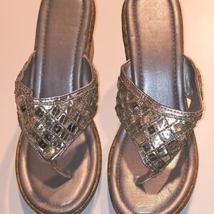 Metallic Square Sequin Flip Flop Silver Women's Sandals.  Size 8